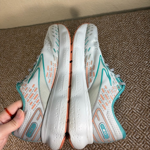 Brooks Running Shoes Womens 10.5 Wide Glycerin 20 Gray Sneaker Road Training GUC - Picture 11 of 11